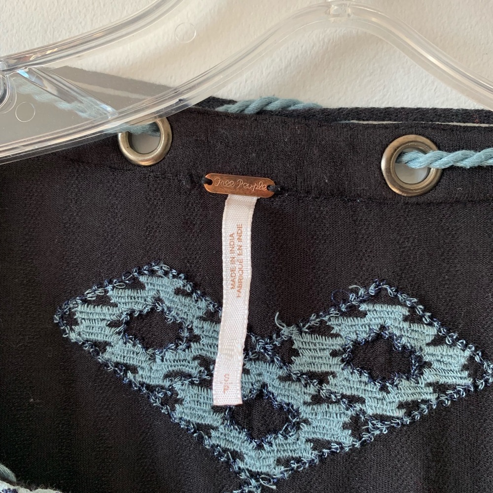 Free People | Eden Black Emboridered Boho Blouse - Picture 4 of 6